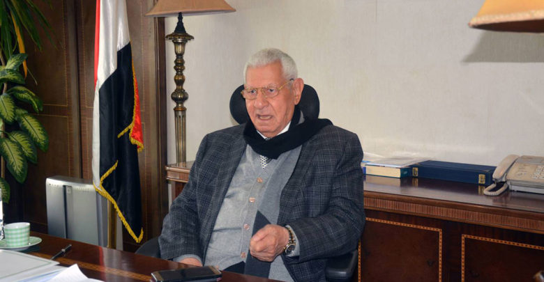 المستشار الدكتور مكرم محمد أحمد